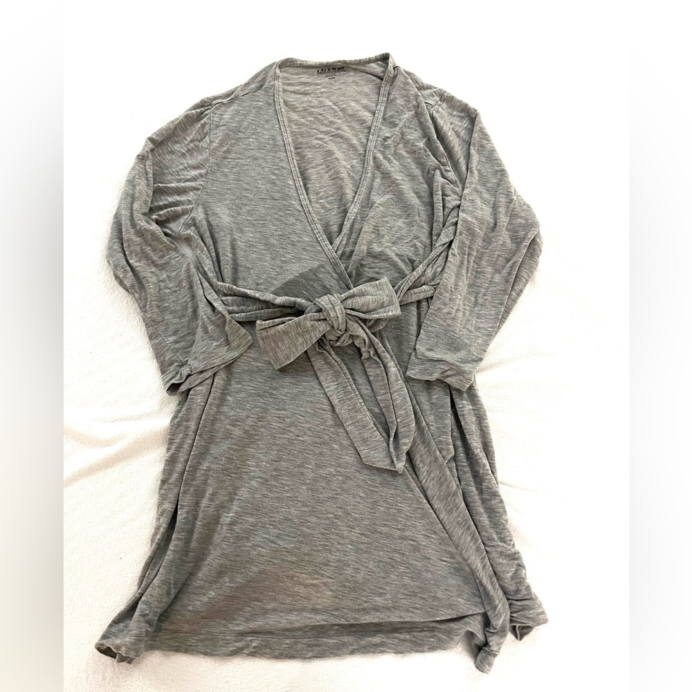 A Pea in the Pod Jersey Robe
